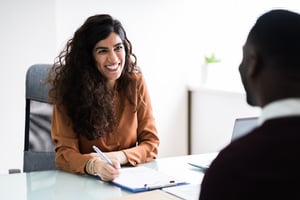 SLA de vagas: como definir prazos e otimizar o recrutamento  