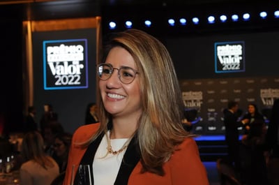 mariana-dias-ganha-premio-executiva-de-valor-valor-economico