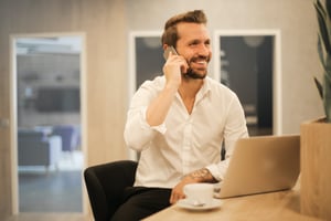 Bem-estar corporativo: como promover saúde e felicidade no trabalho